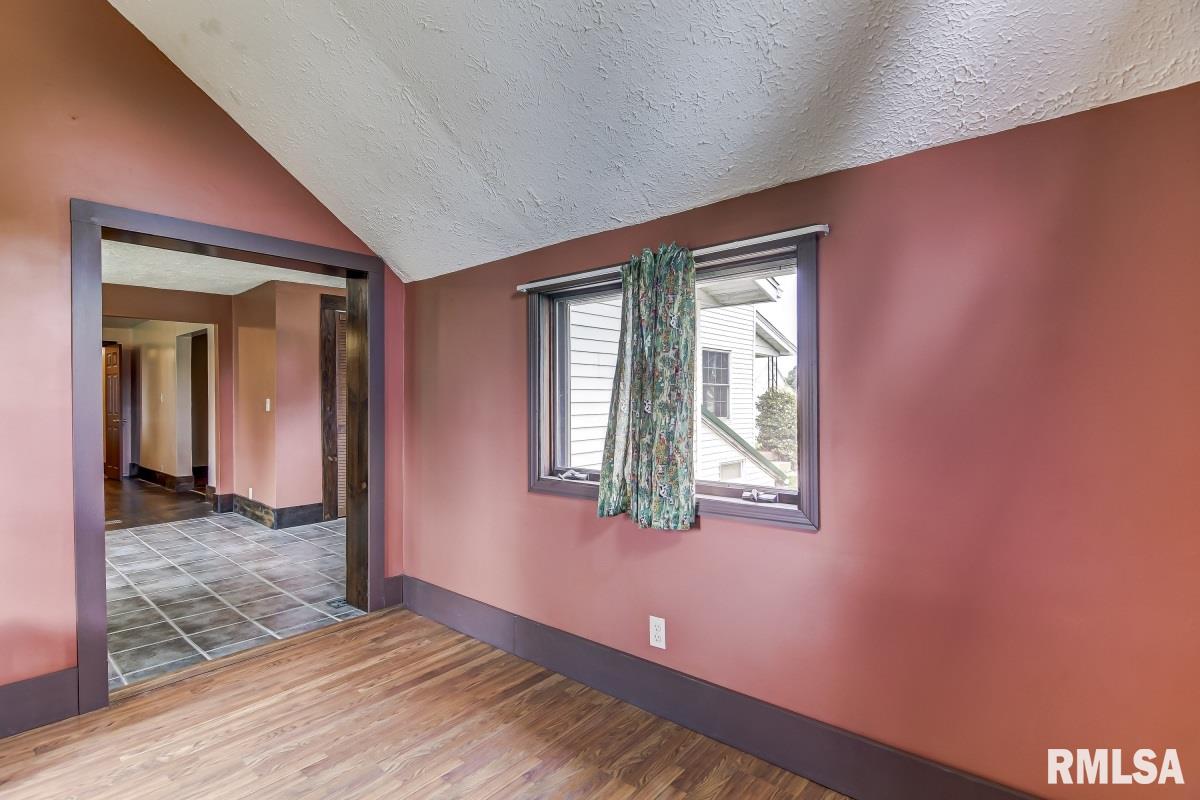 11200 Knoles Road Petersburg, IL 62675 - Photo 18 of 38 Gallery Image 18