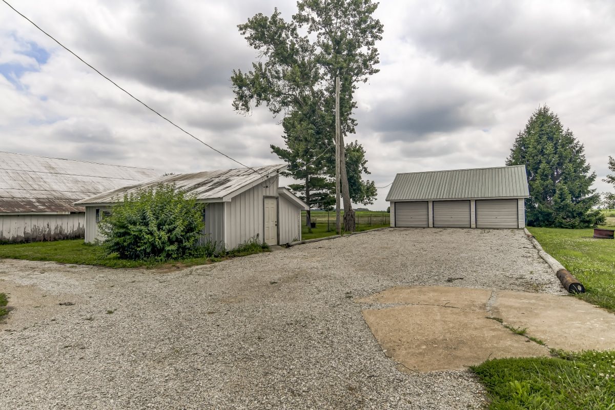 11200 Knoles Road Petersburg, IL 62675 - Photo 31 of 38 Gallery Image 31