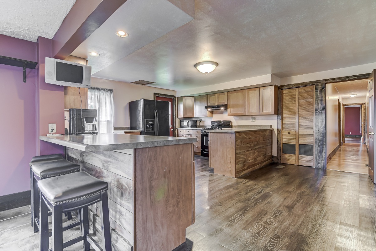 11200 Knoles Road Petersburg, IL 62675 - Photo 9 of 38 Gallery Image 9