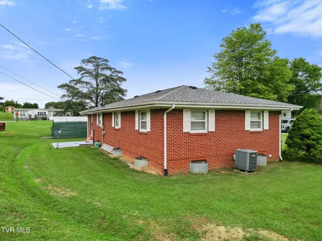 $259,900 | 390 Main Street, Mosheim, TN 37818