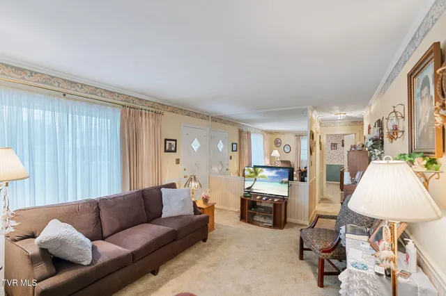 $259,900 | 390 Main Street, Mosheim, TN 37818