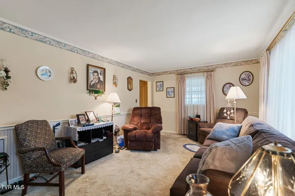 $259,900 | 390 Main Street, Mosheim, TN 37818