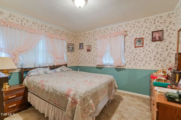 $259,900 | 390 Main Street, Mosheim, TN 37818