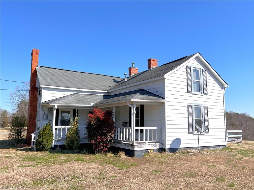 7155 Dennis Road Walnut Cove, NC 27052 - Photo 1 of 35 Front view