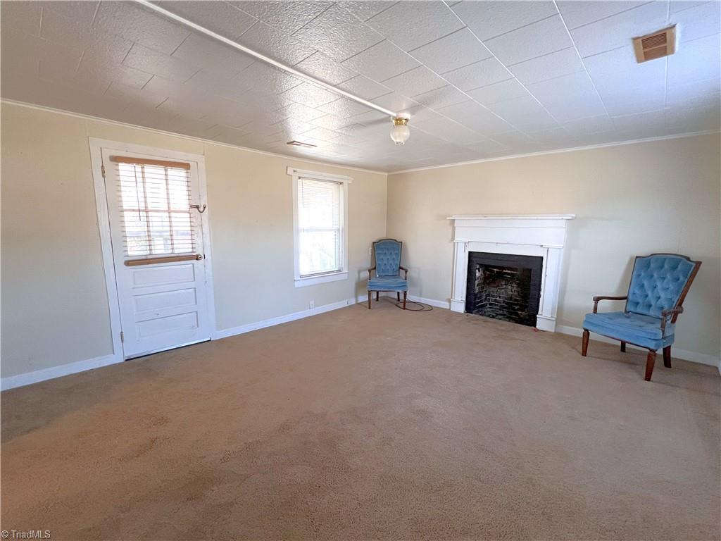 7155 Dennis Road Walnut Cove, NC 27052 - Photo 14 of 35 Living room