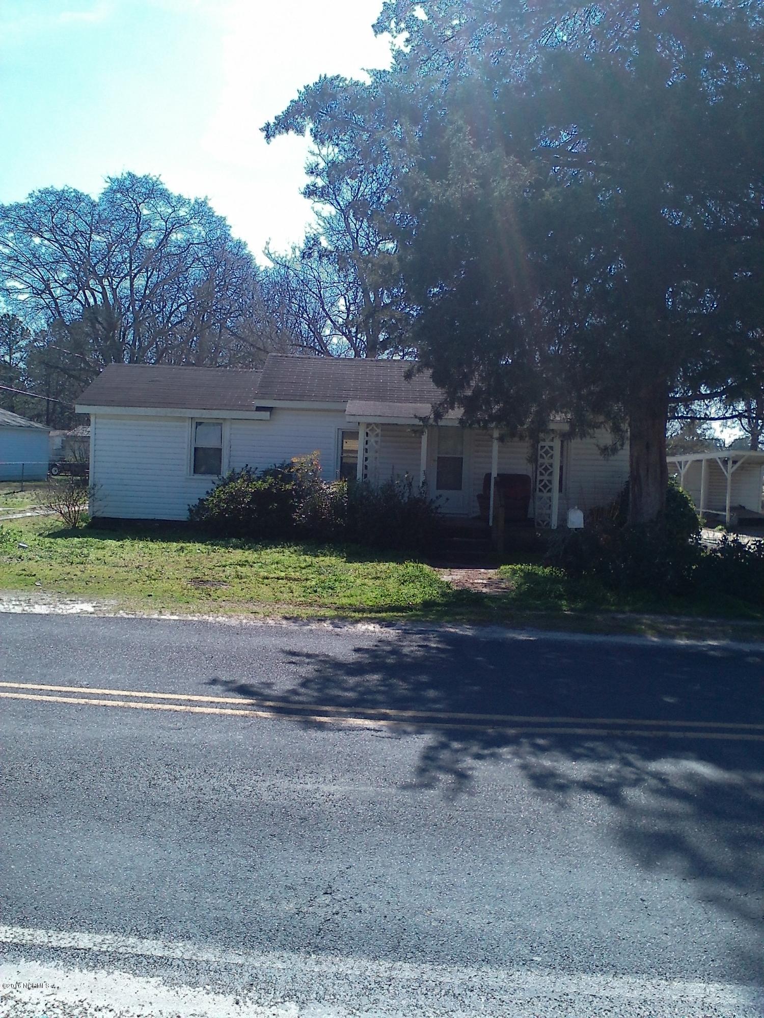 104 Evans Road St. Pauls, NC 28384 - Photo 2 of 10 2