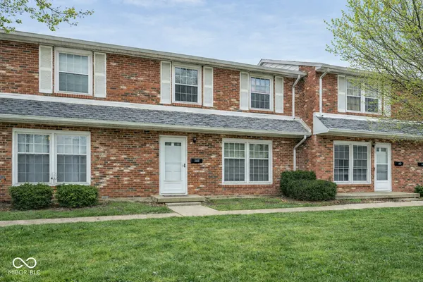 $210,000 | 2208 Roselawn Drive, Unit 4, Lebanon, IN 46052