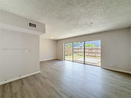 $300,000 | 3702 Southwest 60th Terrace, Unit 31, Davie, FL 33314