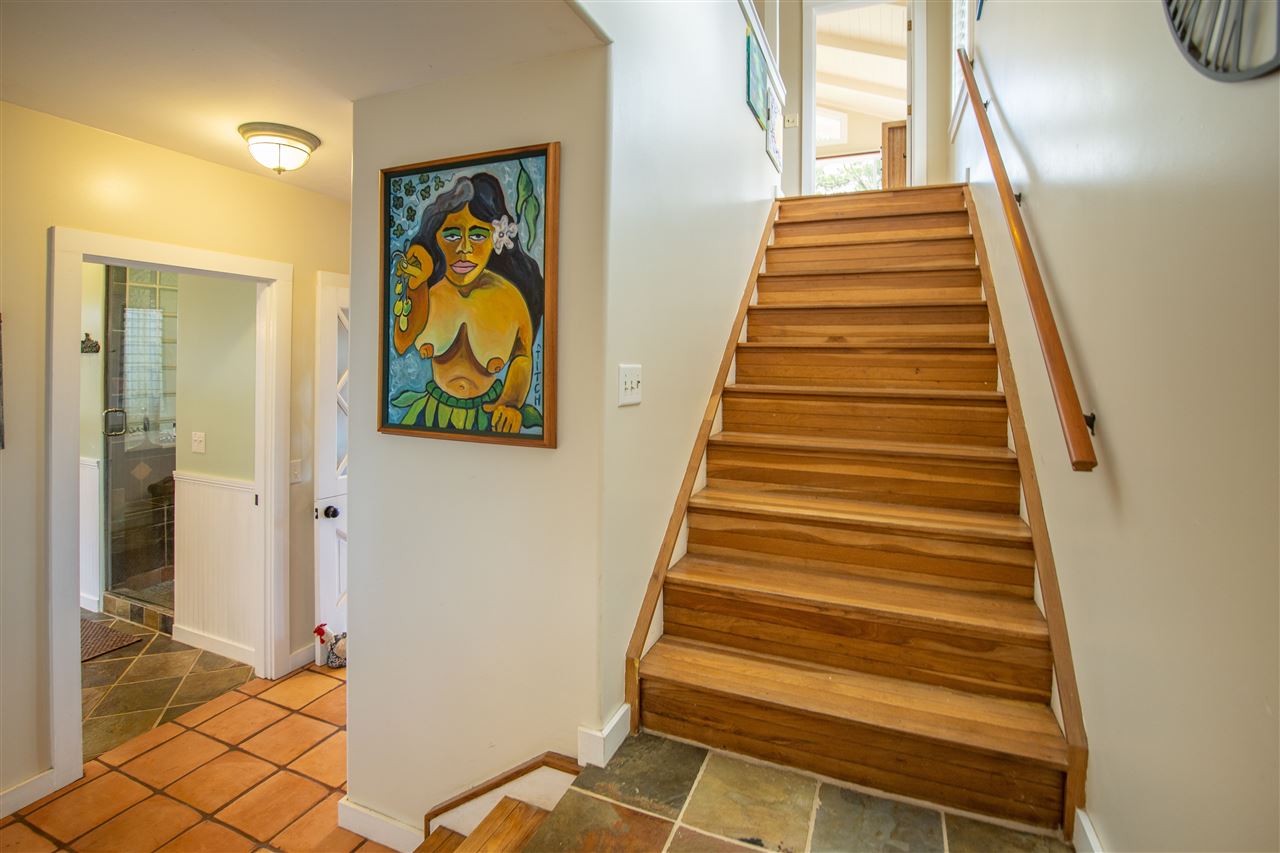 475 Haumana Road Haiku, HI 96708 - Photo 15 of 30 a view of an entryway
