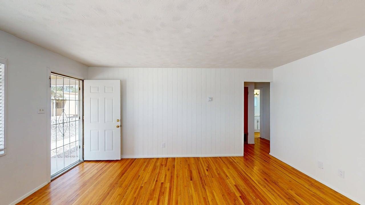 4600 Zuni Road Southeast Albuquerque, NM 87108 - Photo 3 of 33 Gallery Image 3