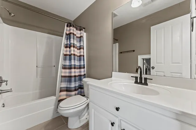 $950,000 | 104 Walnut Creek Way, Greenville, SC 29611