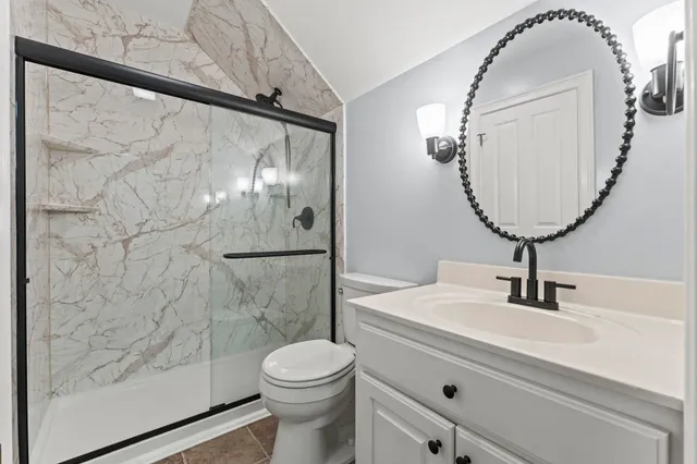 $950,000 | 104 Walnut Creek Way, Greenville, SC 29611