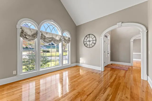 $950,000 | 104 Walnut Creek Way, Greenville, SC 29611