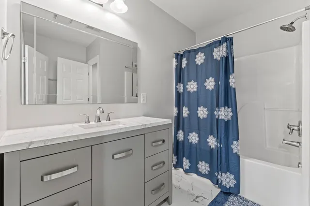 $950,000 | 104 Walnut Creek Way, Greenville, SC 29611