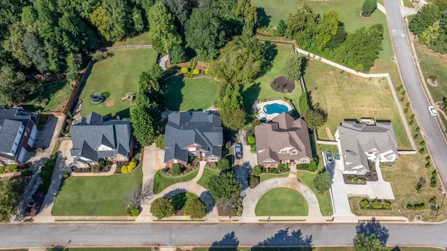 $950,000 | 104 Walnut Creek Way, Greenville, SC 29611