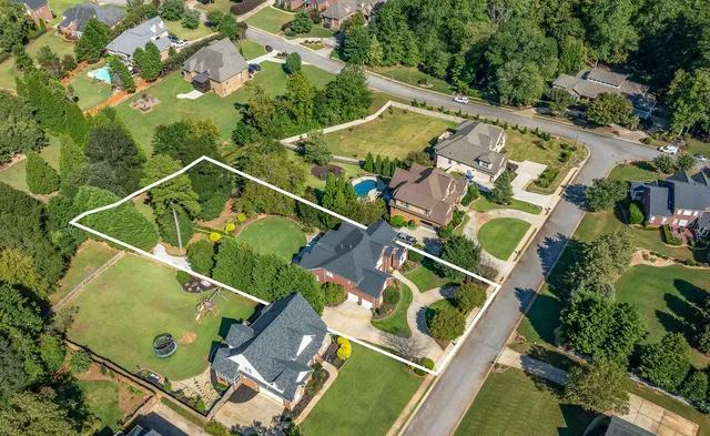 $950,000 | 104 Walnut Creek Way, Greenville, SC 29611