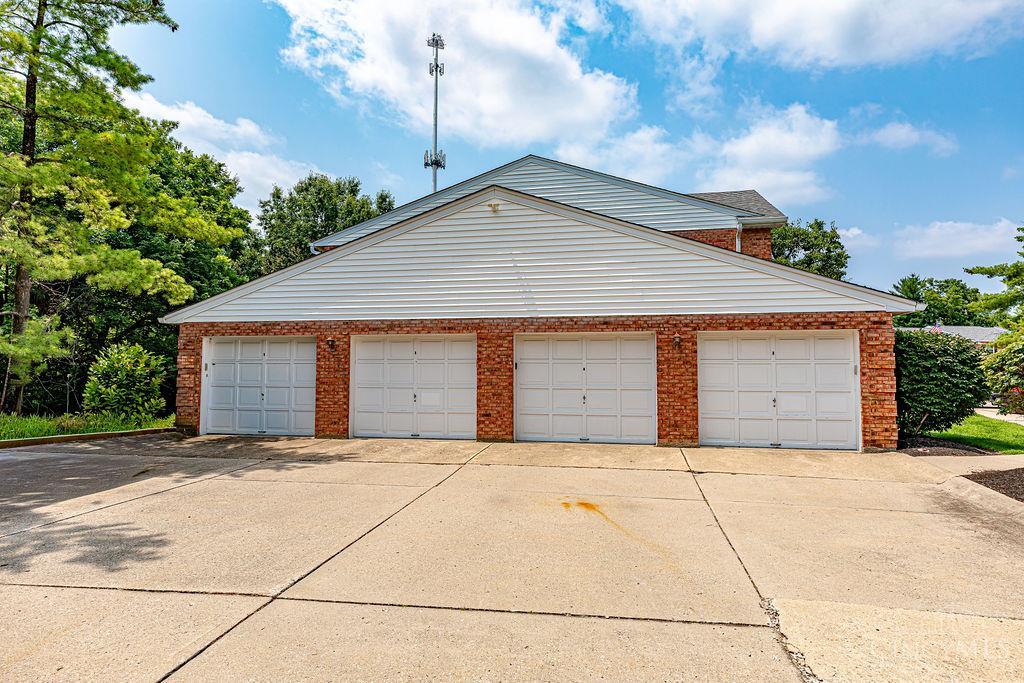 5352 Werk Road, Unit 3 Cincinnati, OH 45248 - Photo 24 of 24