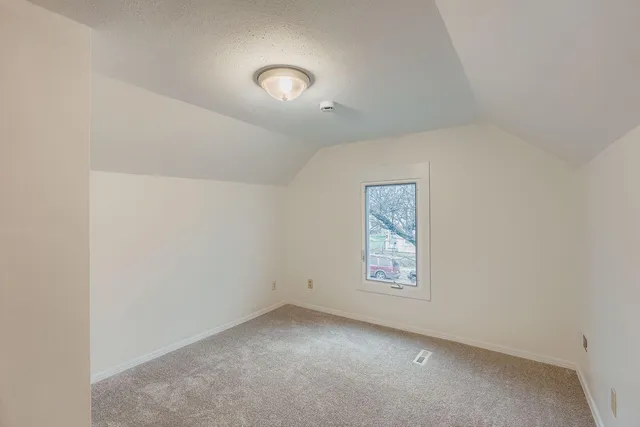 $249,900 | 475 Lawson Avenue West, St. Paul, MN 55117