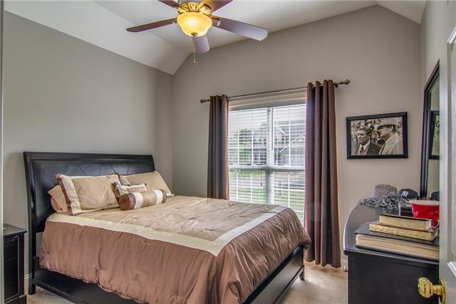 2062 Prescott Way Spring Hill, TN 37174 - Photo 14 of 20 Another spacious guest bedroom with vaulted ceiling. Nice sized closets are in all the bedrooms.