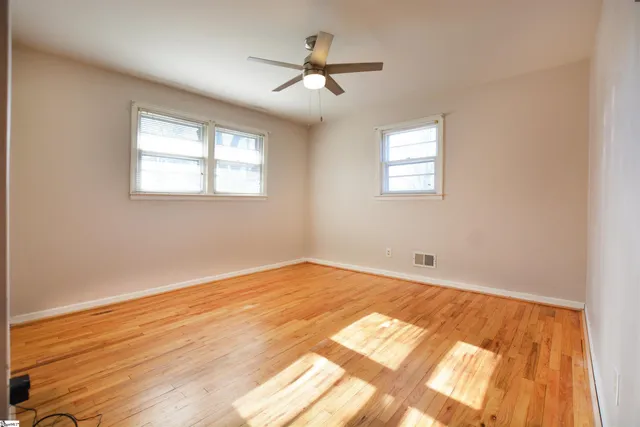 $220,000 | 106 Lawnview Court, Greenville, SC 29617