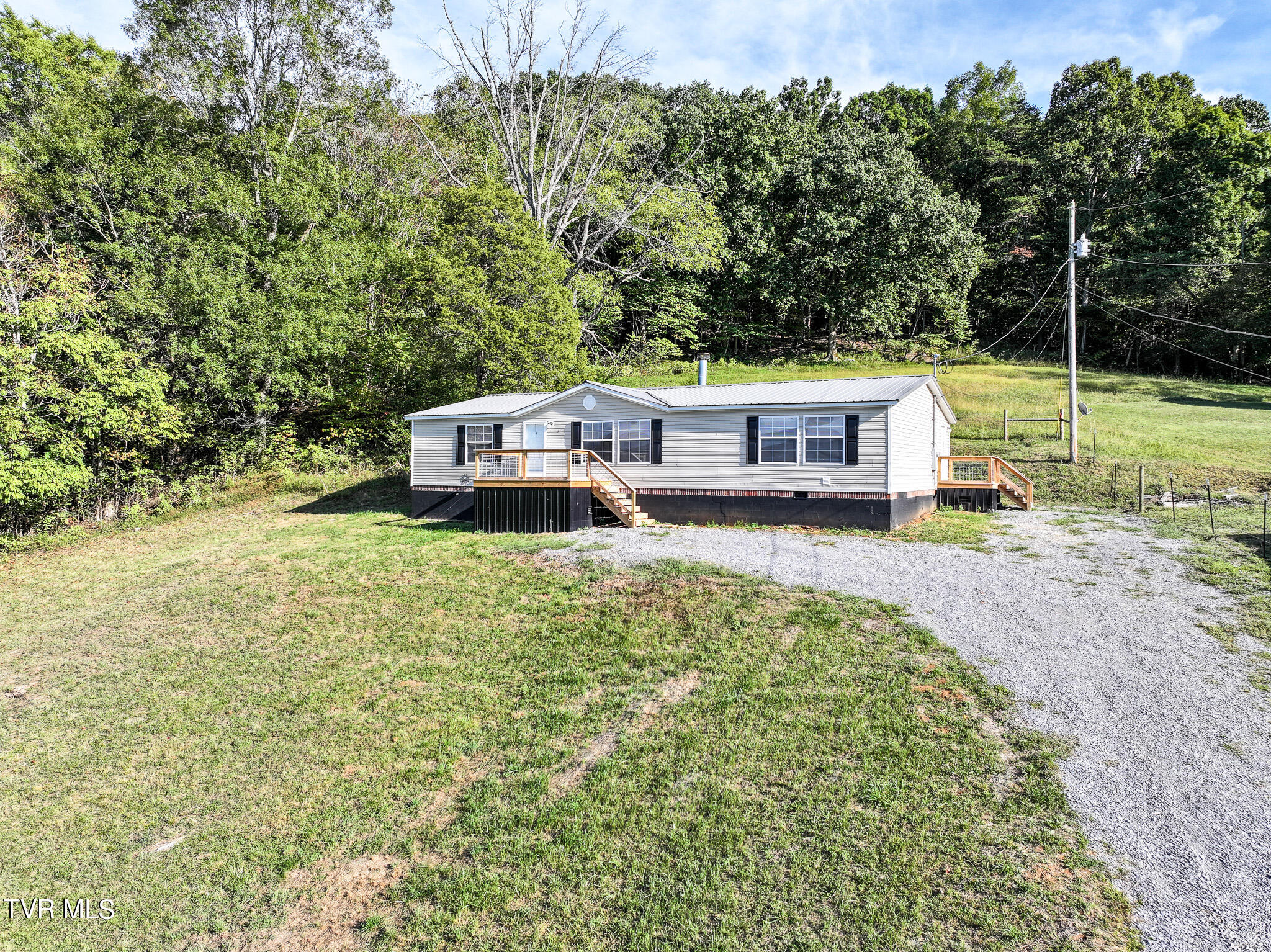 790 West Pines Road Afton, TN 37616 - Photo 49 of 58 43