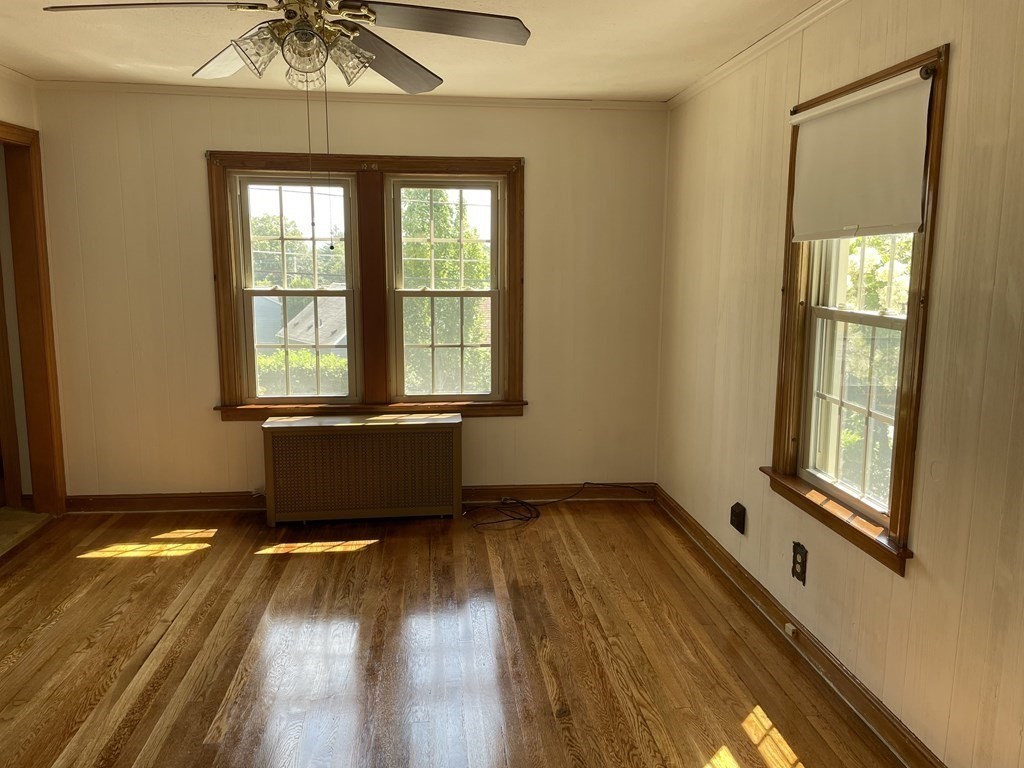 28 Harwich Street Worcester, MA 01607 - Photo 5 of 29 Gallery Image 5