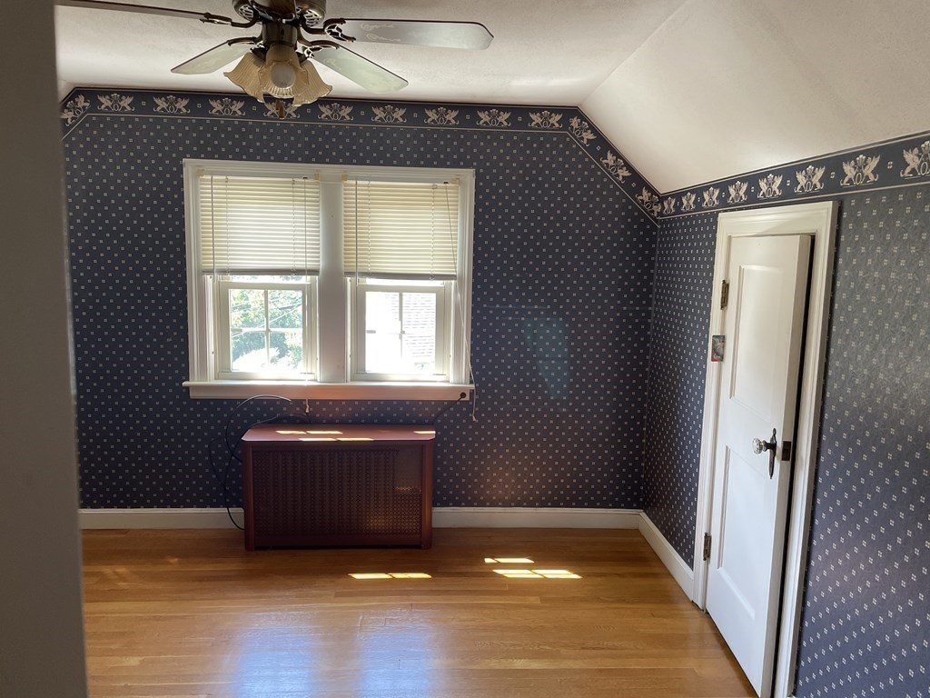 28 Harwich Street Worcester, MA 01607 - Photo 8 of 29 Gallery Image 8