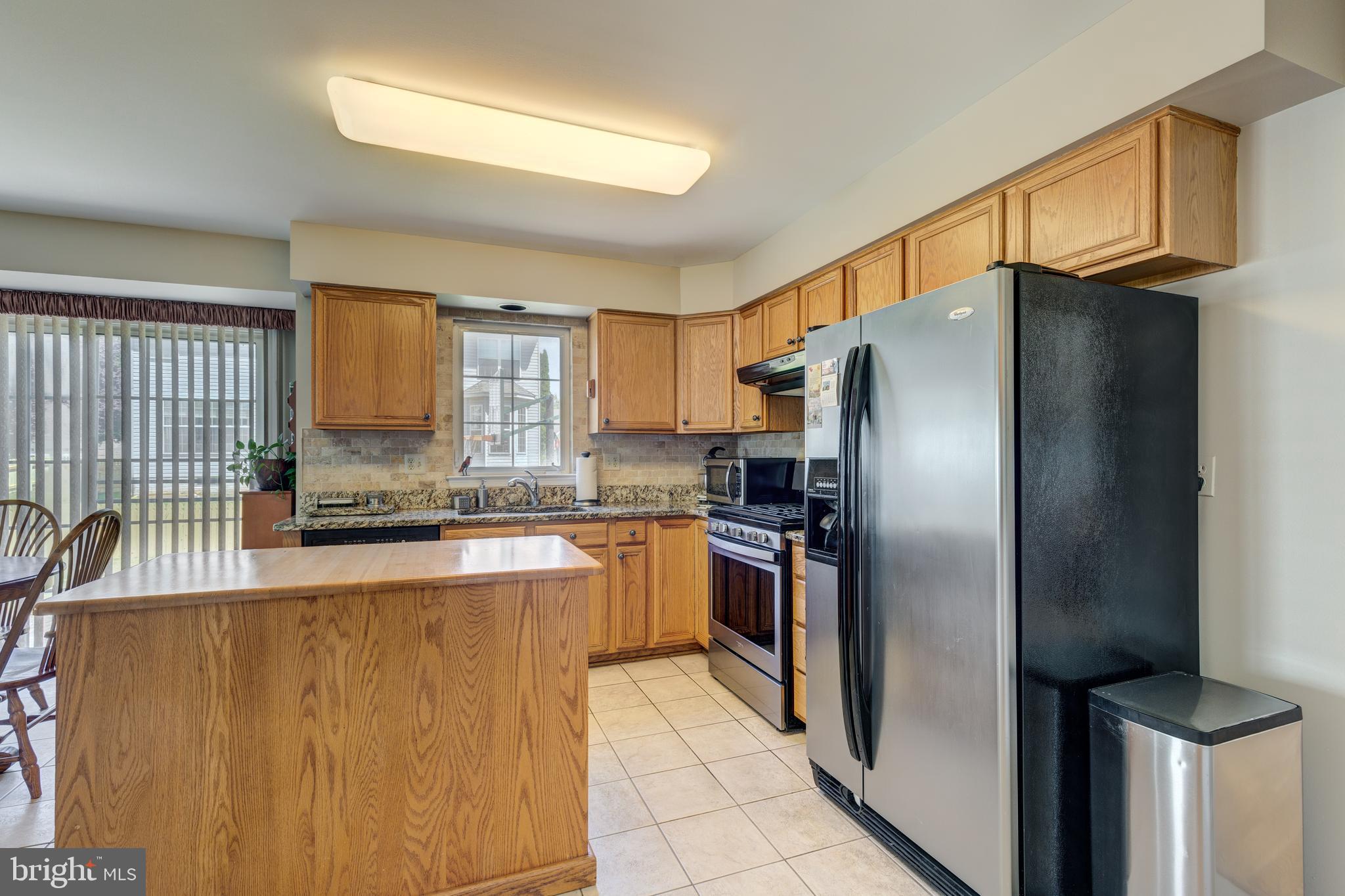 324 Belltown Road Owings Mills, MD 21117 - Photo 13 of 42 Granite counters