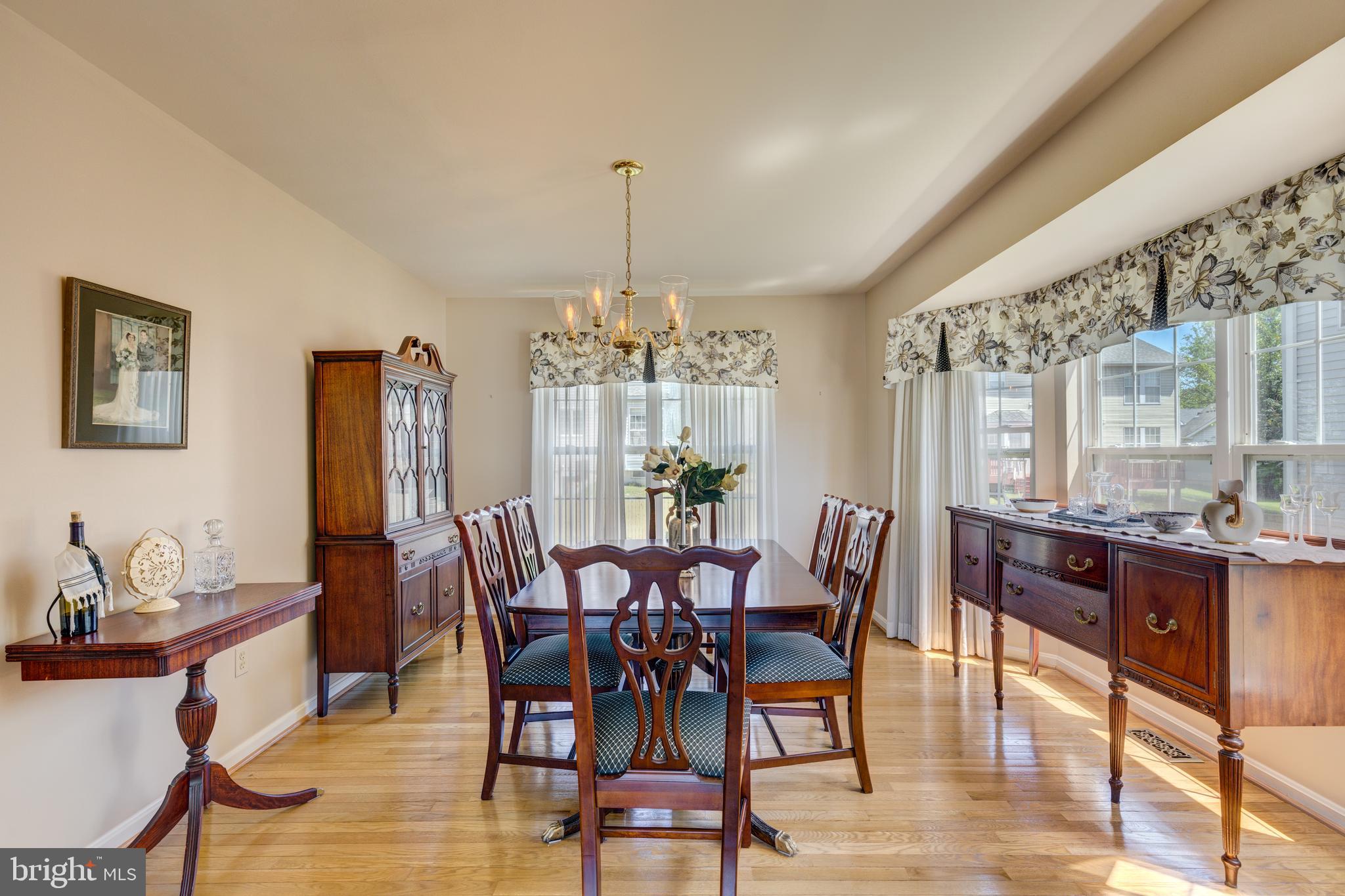 324 Belltown Road Owings Mills, MD 21117 - Photo 9 of 42 Separate formal dining room