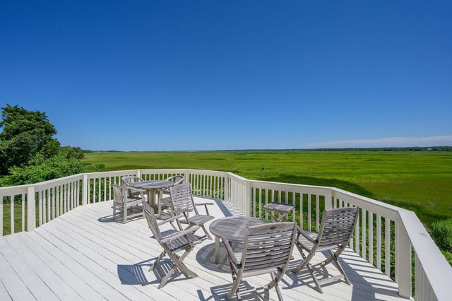 $1,875,000 | 55 Hilliards Hayway, West Barnstable, MA 02668