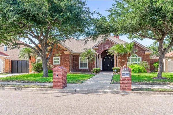 $550,000 | 704 Redbud Avenue, McAllen, TX 78504