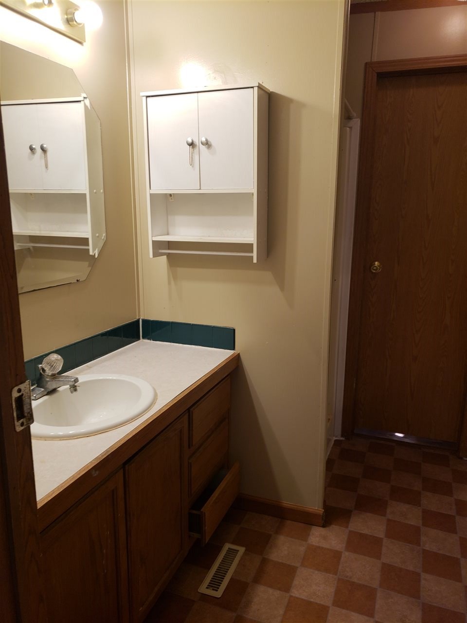 1320 North County Line Road Wheeler, MI 48662 - Photo 9 of 15 1850412-8.JPG