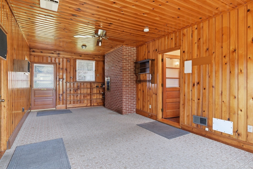 33 Druid Hill Road Springfield, MA 01129 - Photo 19 of 40