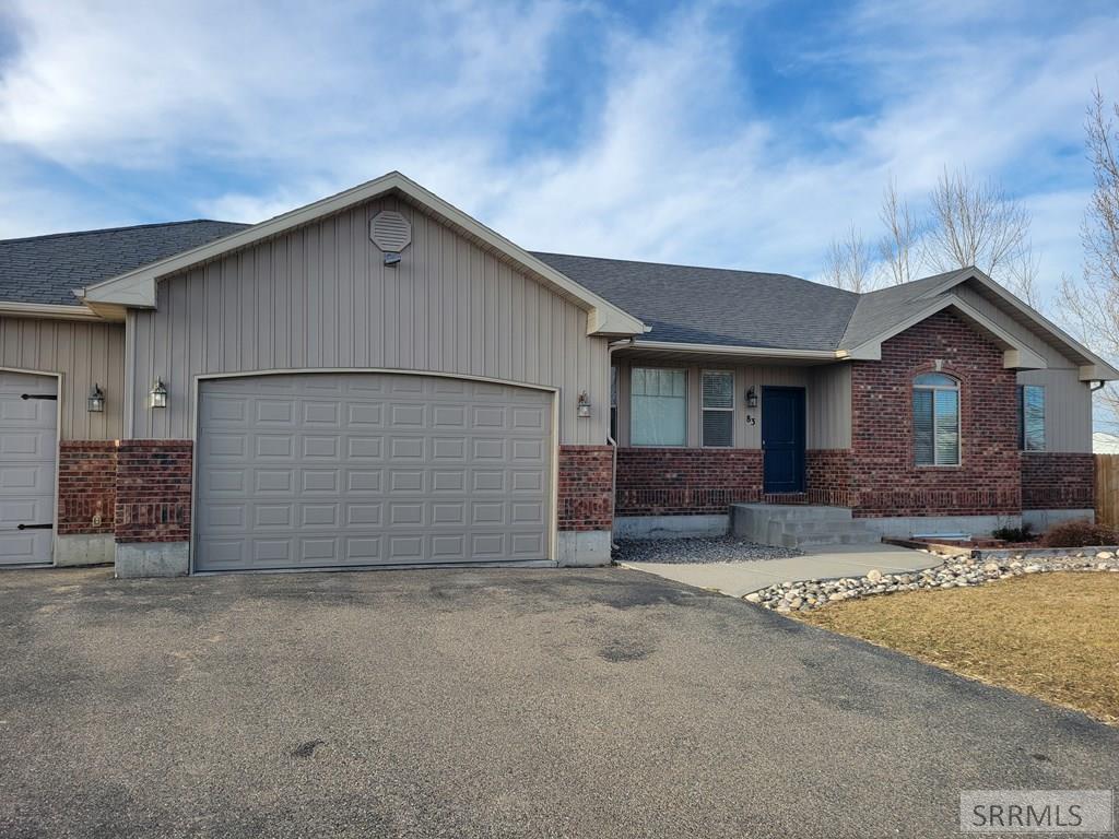 83 North Cambridge Drive Rigby, ID 83442 - Photo 3 of 45