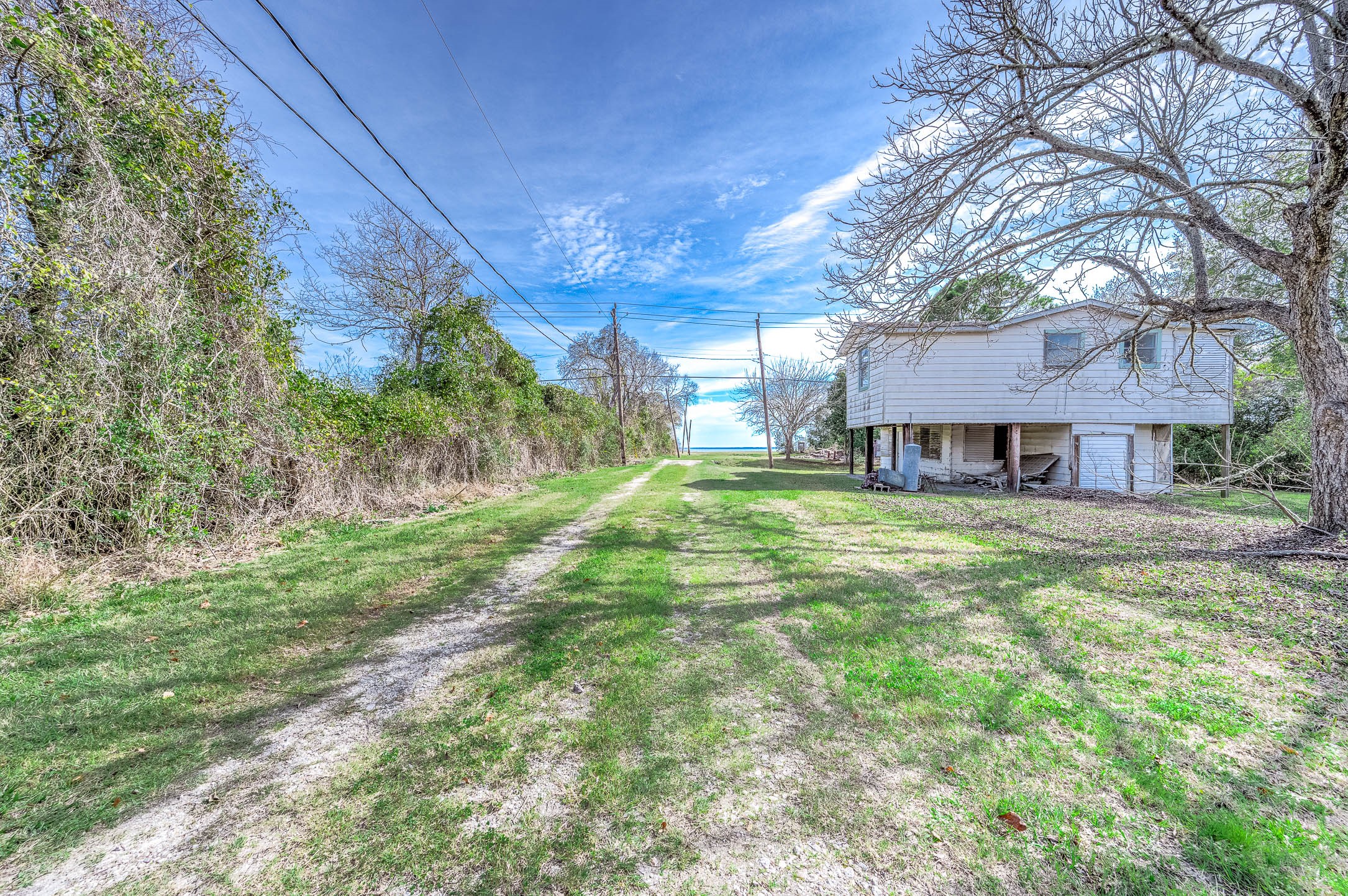 9898 Tri City Beach Road Baytown, TX 77523 - Photo 4 of 41