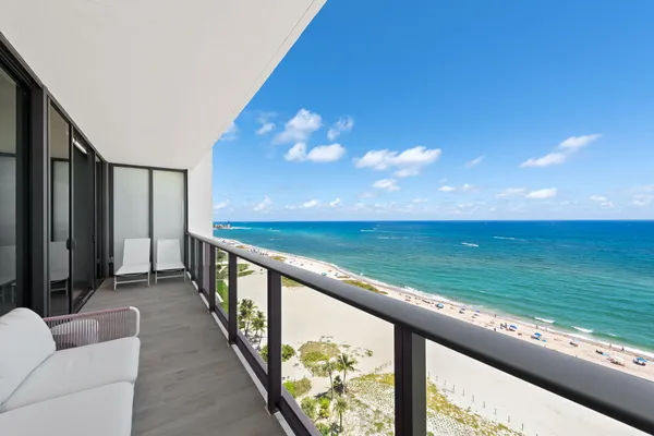 $14,950 | 900 North Ocean Boulevard, Unit 1404, Pompano Beach, FL 33062