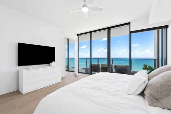 $14,950 | 900 North Ocean Boulevard, Unit 1404, Pompano Beach, FL 33062