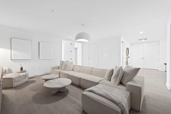 $14,950 | 900 North Ocean Boulevard, Unit 1404, Pompano Beach, FL 33062