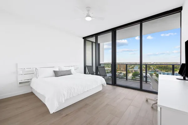 $14,950 | 900 North Ocean Boulevard, Unit 1404, Pompano Beach, FL 33062