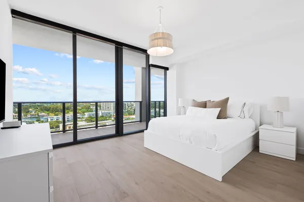 $14,950 | 900 North Ocean Boulevard, Unit 1404, Pompano Beach, FL 33062