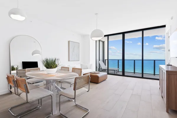 $14,950 | 900 North Ocean Boulevard, Unit 1404, Pompano Beach, FL 33062