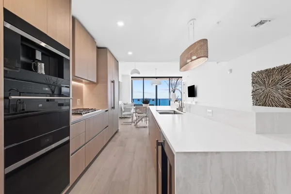 $14,950 | 900 North Ocean Boulevard, Unit 1404, Pompano Beach, FL 33062