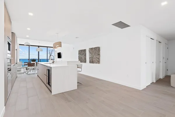 $14,950 | 900 North Ocean Boulevard, Unit 1404, Pompano Beach, FL 33062