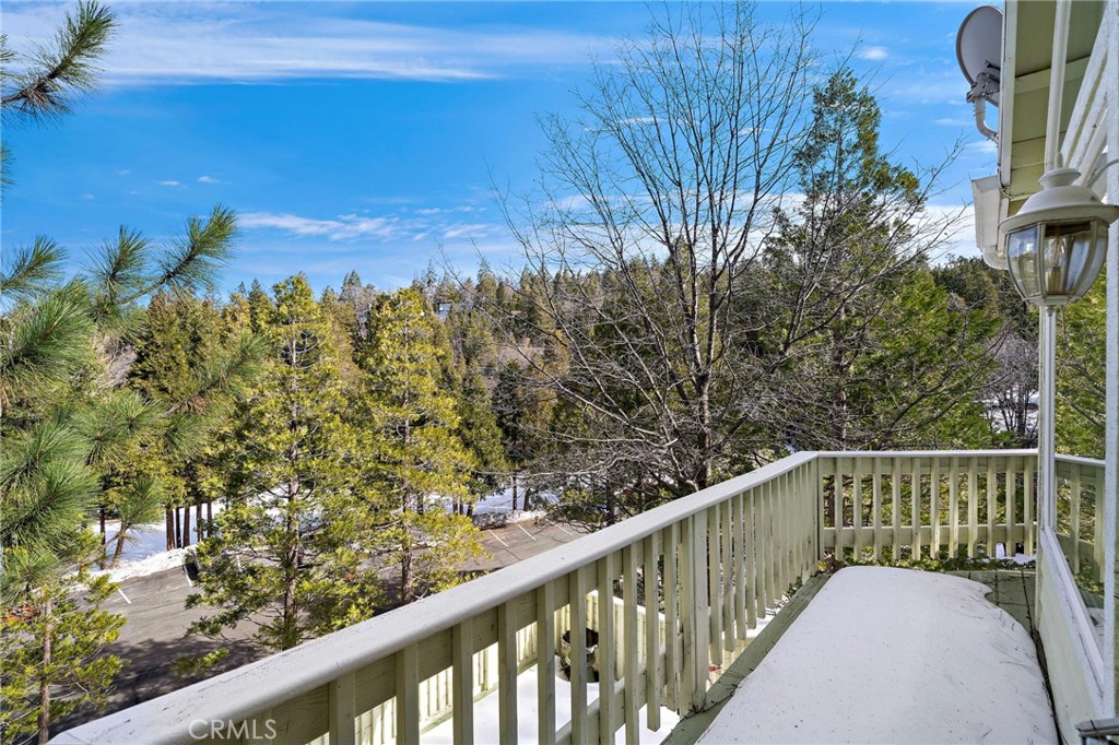 180 Grass Valley Road, Unit 20 Lake Arrowhead, CA 92352 - Photo 33 of 67
