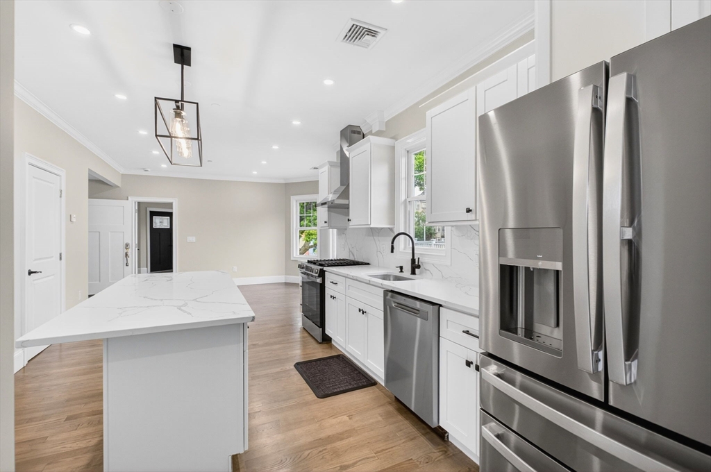 152 Washington Street, Unit 2 Boston, MA 02135 - Photo 2 of 17