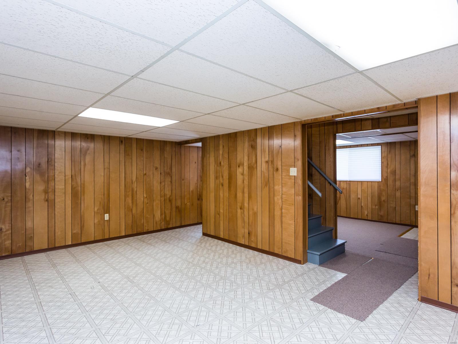 556 Lind Road St. Louis, MO 63125 - Photo 17 of 22 Gallery Image 17