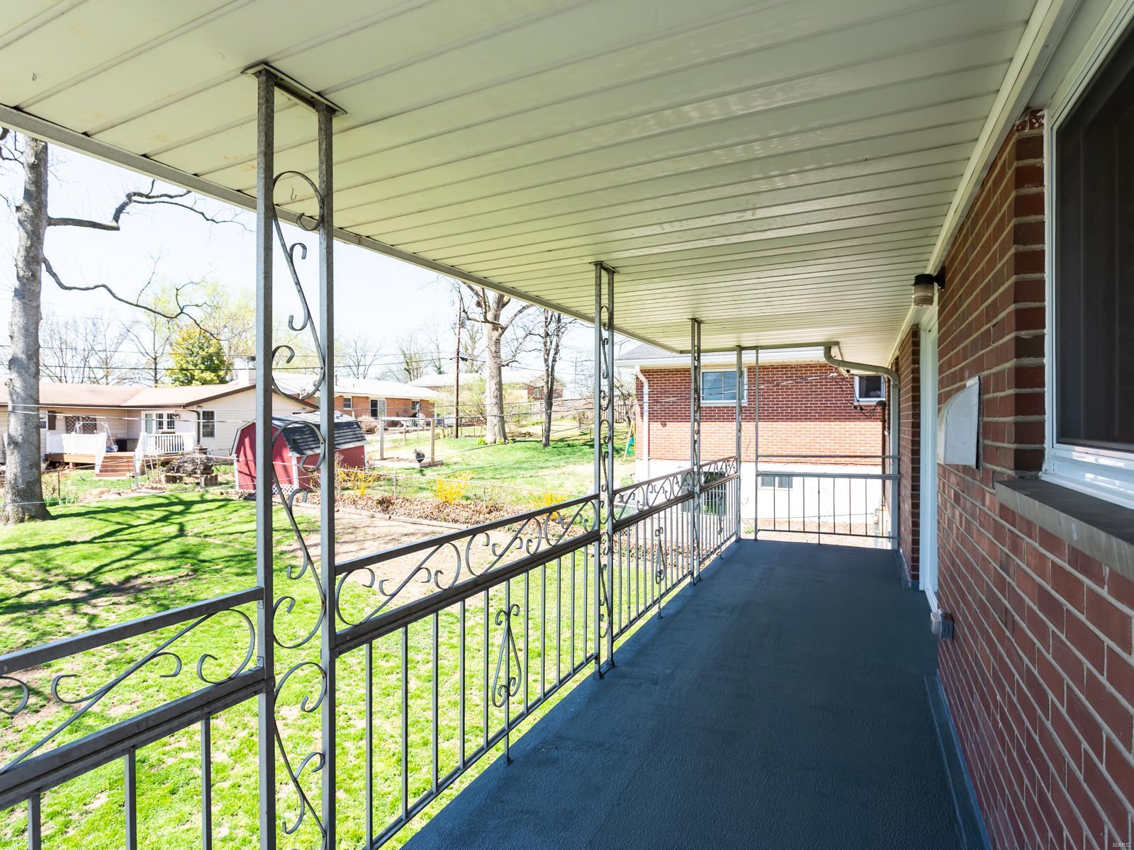 556 Lind Road St. Louis, MO 63125 - Photo 20 of 22 Gallery Image 20