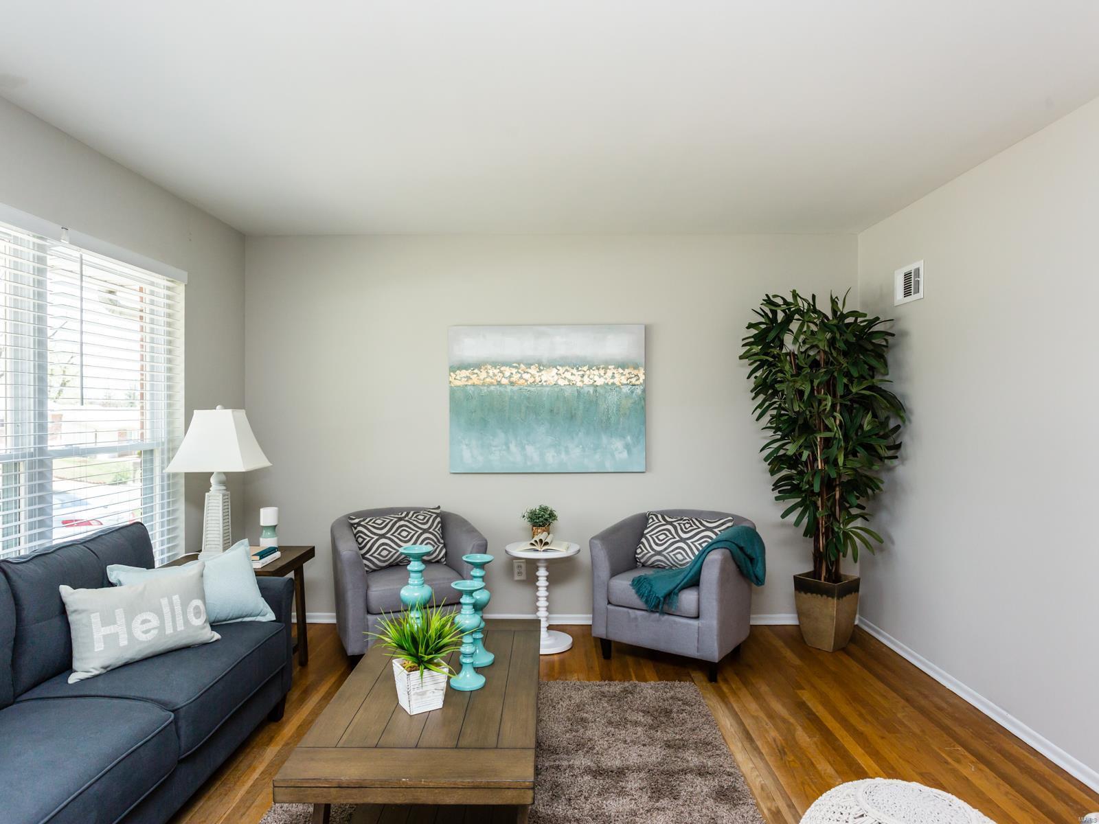 556 Lind Road St. Louis, MO 63125 - Photo 4 of 22 Gallery Image 4