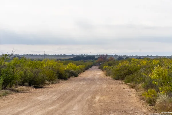 $4,850,000 | 1 Fm 334, Brackettville, TX 78832