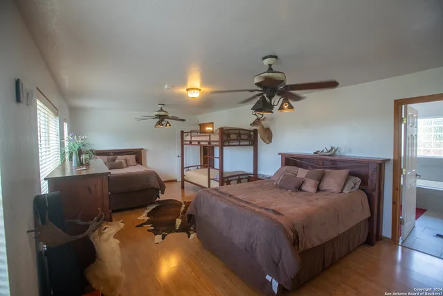 $4,850,000 | 1 Fm 334, Brackettville, TX 78832